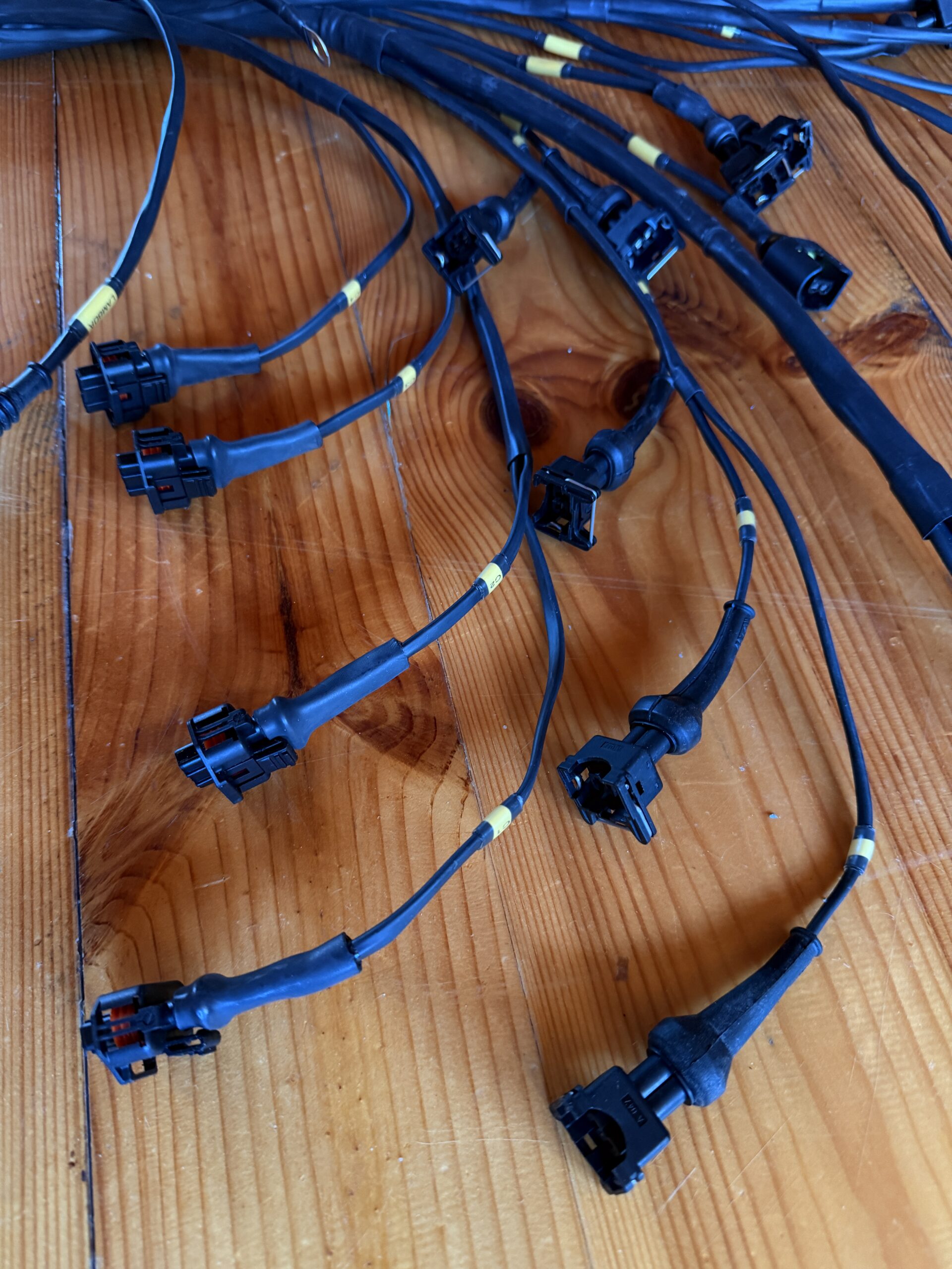 M113 Mootori juhtmestik